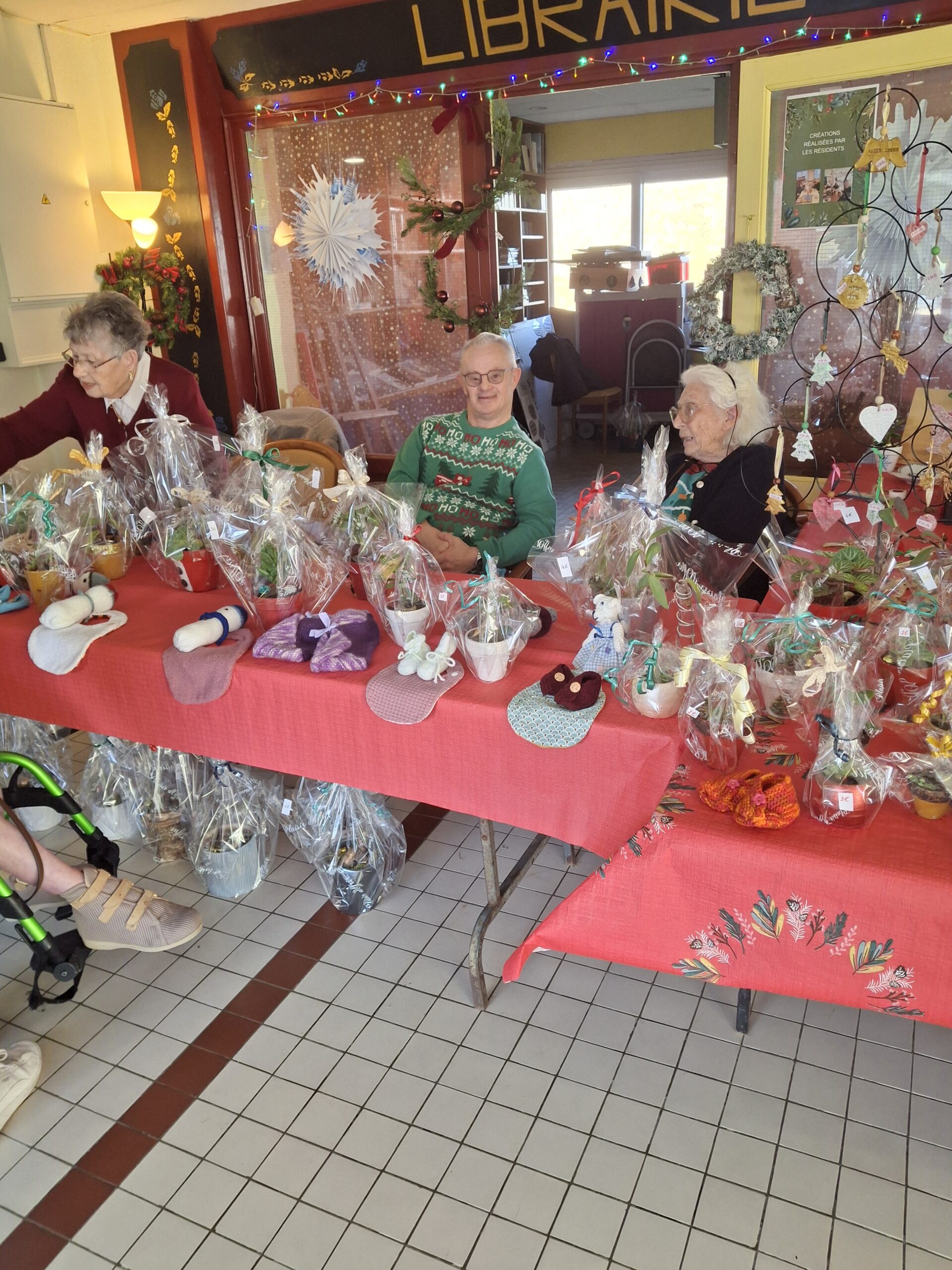 LE MARCHE DE NOEL 2025 EHPAD ROSCOFF